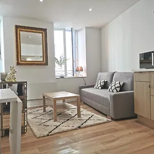 Centre De Apartment